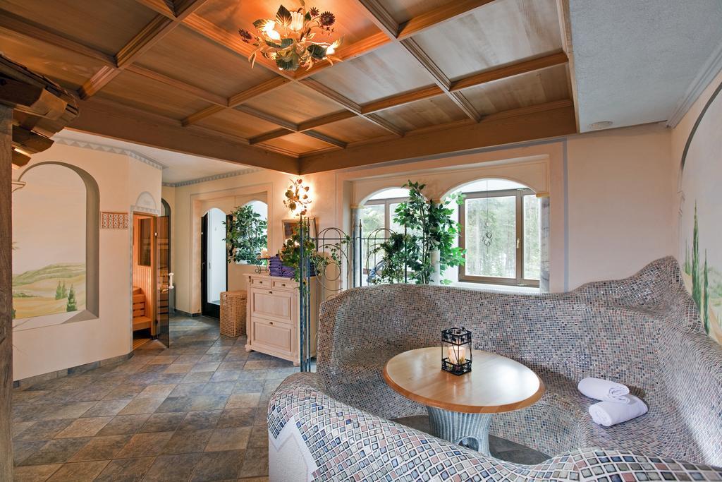 Hotel Pension Tyrol ゼーフェルト・イン・チロル エクステリア 写真